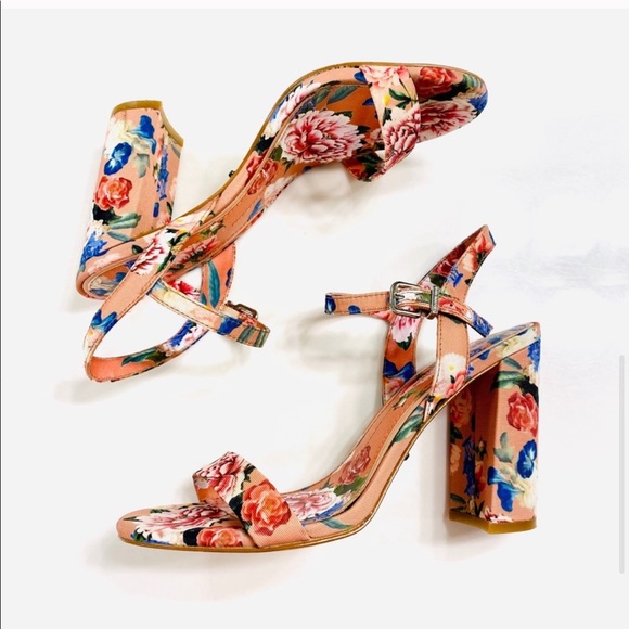Floral block heels - Picture 2 of 10